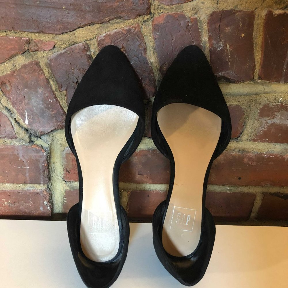 Used Gap black  flats